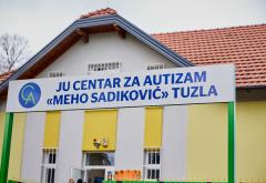 NLB Banka Sarajevo obilježila Svjetski dan svjesnosti o autizmu s korisnicima Centra ''Meho Sadiković'' u Tuzli